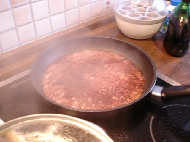 Barbarie Entenbrustfilet mit Rotweinsauce, Apfel-Rotkohl und fränkischen Knödeln - Rezept - Bild Nr. 26