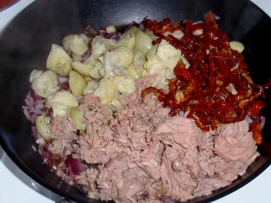 Spaghetti Tricolore mit (m)einer Thunfisch-Sauce - Rezept - Bild Nr. 6