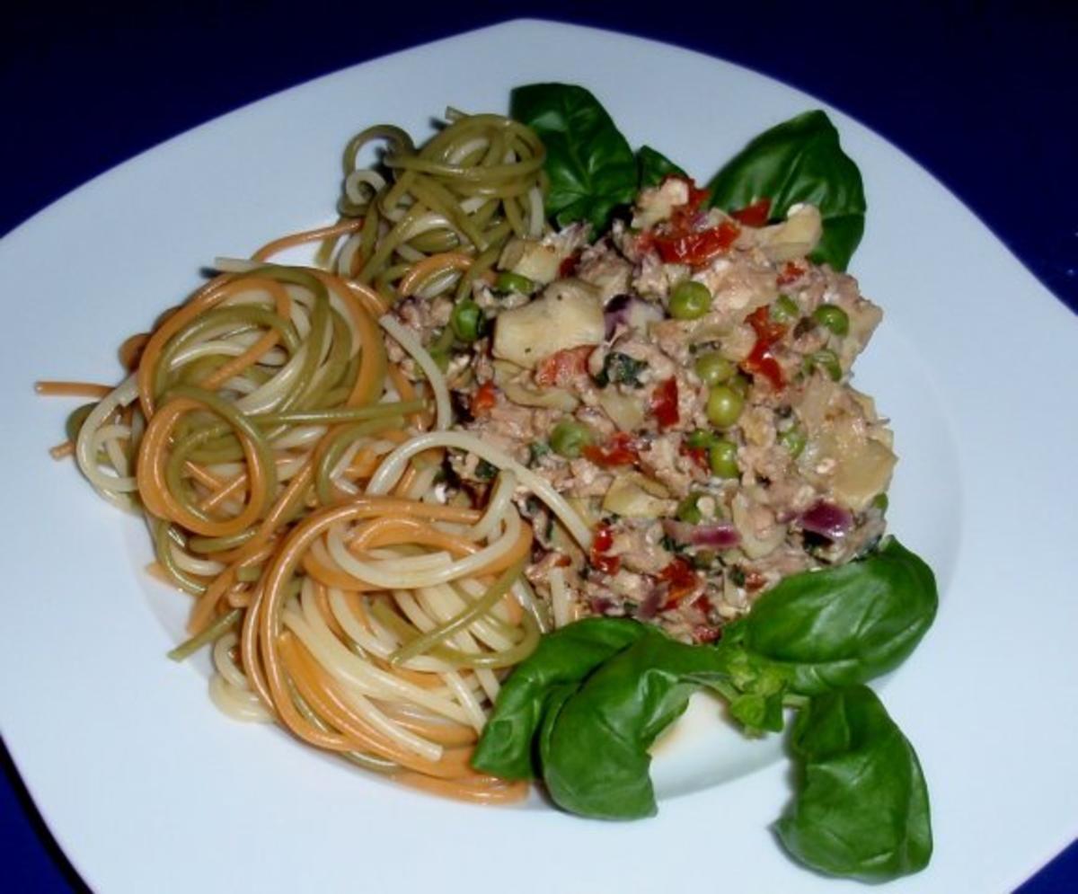 Spaghetti Tricolore mit (m)einer Thunfisch-Sauce - Rezept - Bild Nr. 13
