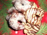 Kekse: Mandelkipferl mit Schokostreifen - Rezept