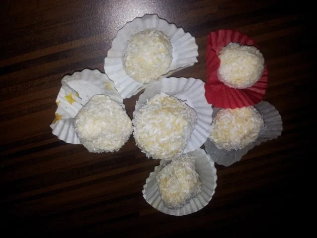 Baileys-Kugeln in Kokosmantel - Rezept