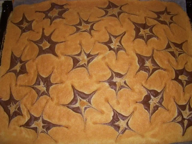 STERNCHEN-ROULADE - Rezept - Bild Nr. 4