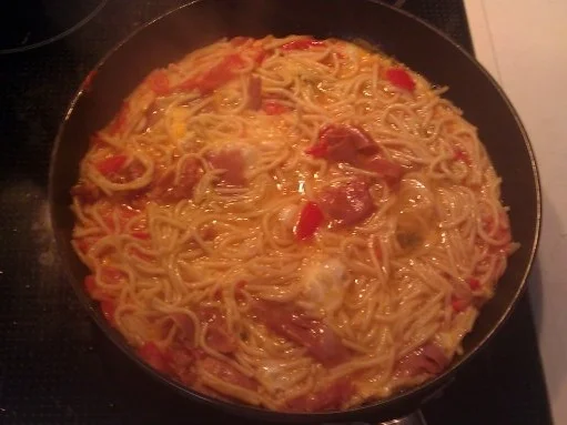 Spaghetti Omlett mit Tomaten - Rezept - Bild Nr. 3