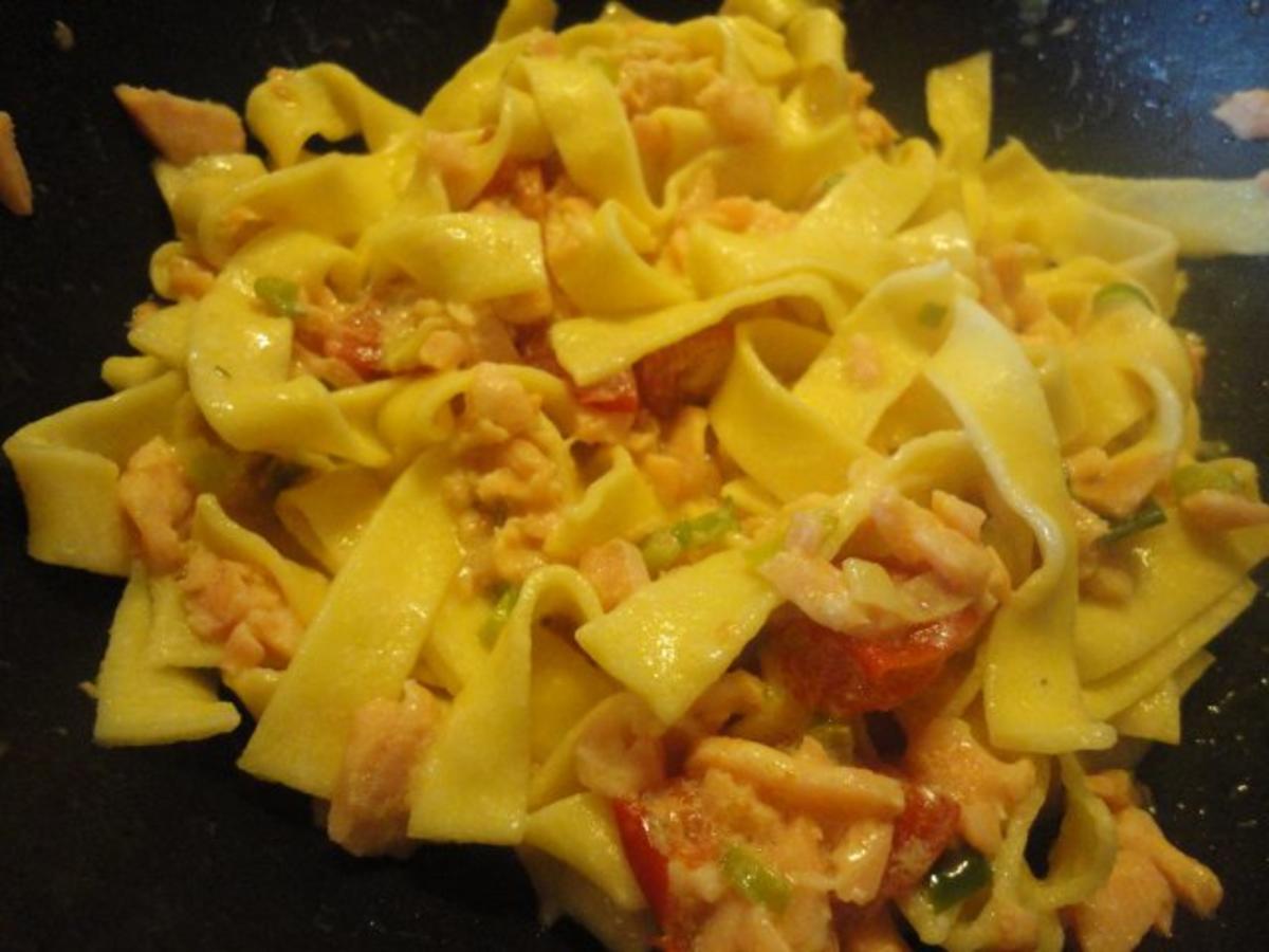 Räucher Lachs Nudeln - einfach - von emari