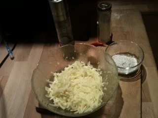 Kartoffelpuffer mit Räucherlachs und Quark - Rezept