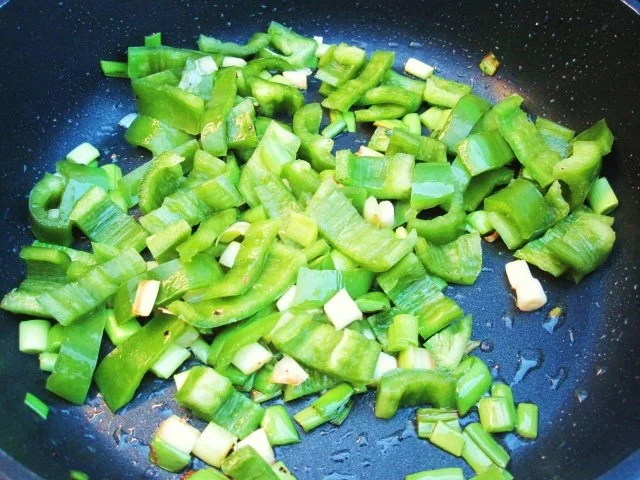 Rezept: Chop Suey mit Hühnerbrüstchen ... Bild Nr. 4 Chop Suey mit Hühnerbrüstchen ... - Rezept - Bild Nr. 4