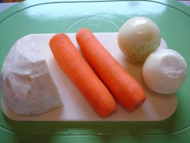 Rezept: Gänsebrust mit Rotkohl und Knödel Bild Nr. 3 Gänsebrust mit Rotkohl und Knödel - Rezept - Bild Nr. 3