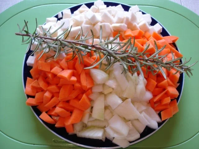 Rezept: Gänsebrust mit Rotkohl und Knödel Bild Nr. 5 Gänsebrust mit Rotkohl und Knödel - Rezept - Bild Nr. 5