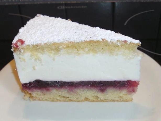 Käsesahne mit Preiselbeeren - Rezept - Bild Nr. 2