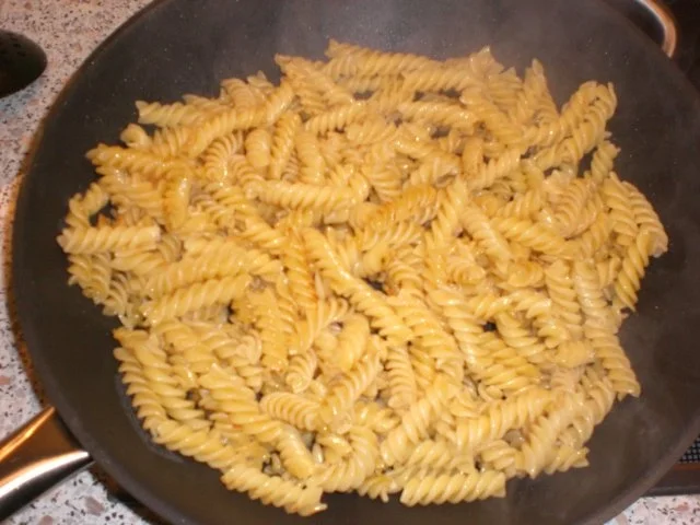 Bratnudeln a la Silke - Rezept - Bild Nr. 4