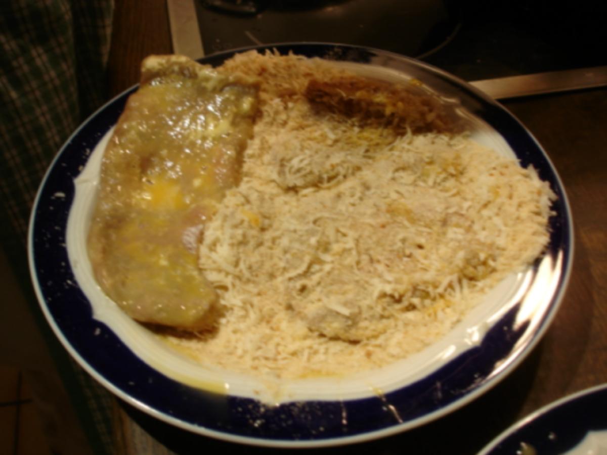 Rosenkohl mit Mandelplättchen, Kalbsschnitzel und geschwenkten Kartoffeln - Rezept - Bild Nr. 10