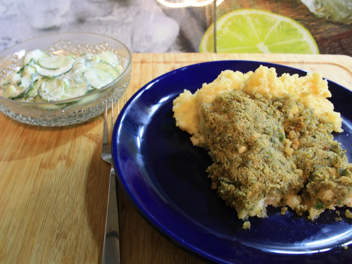 Rotbarschfilet a`la Bordelaise mit Kartoffelpüree und Gurkensalat - Rezept - Bild Nr. 4
