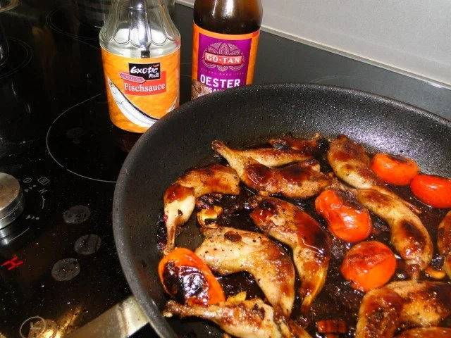 Rezept: Asiatisches Menü: Wachtelkeulen einmariniert Bild Nr. 9 Asiatisches Menü: Wachtelkeulen einmariniert - Rezept - Bild Nr. 9