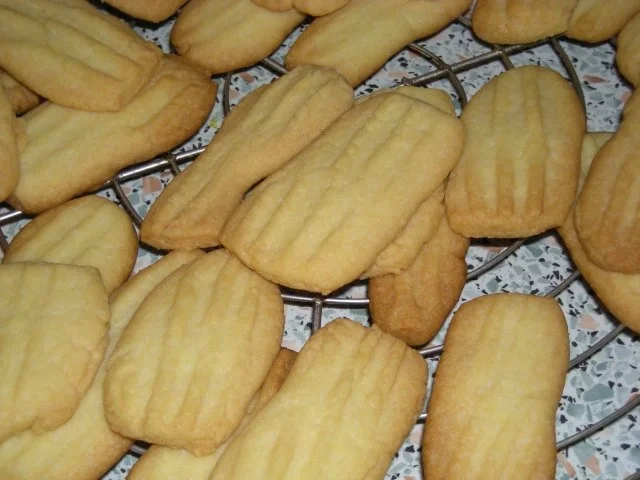 Rezept: Plätzchen " mit schwarzen Enden " Bild Nr. 8 Plätzchen " mit schwarzen Enden " - Rezept - Bild Nr. 8