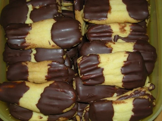 Rezept: Plätzchen " mit schwarzen Enden " Bild Nr. 10 Plätzchen " mit schwarzen Enden " - Rezept - Bild Nr. 10