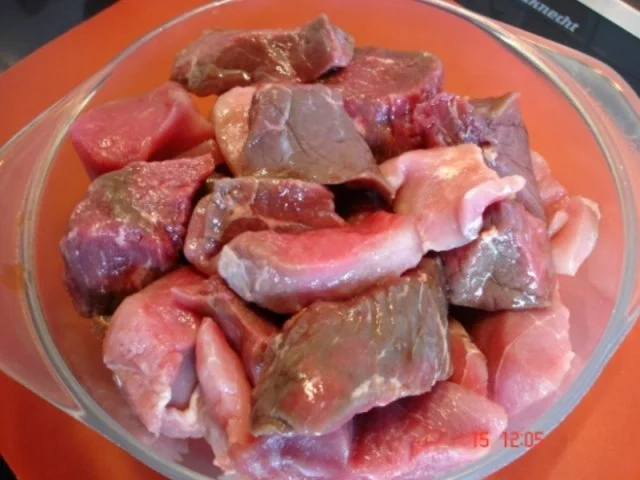 Rezept: Gulasch Bild Nr. 2 Gulasch - Rezept - Bild Nr. 2