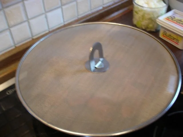 Rezept: Rindergulasch mit Knödel und Apfel-Rotkohl Bild Nr. 7 Rindergulasch mit Knödel und Apfel-Rotkohl - Rezept - Bild Nr. 7