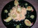 Garnelen im Kartoffelmantel auf Cocktailsaucen-Salat (kleines Entrée) - Rezept