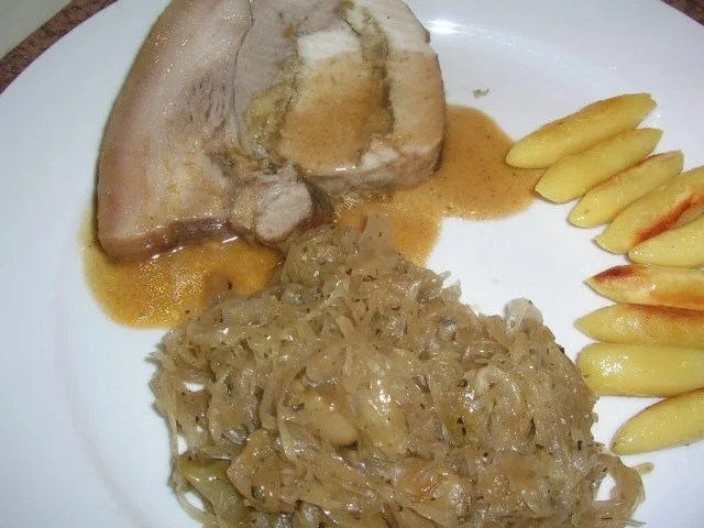 Rezept: Schweinelendchen mit Walnuss-Pesto-Füllung Bild Nr. 7 Schweinelendchen mit Walnuss-Pesto-Füllung - Rezept - Bild Nr. 7