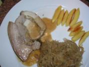 Schweinelendchen mit Walnuss-Pesto-Füllung - Rezept