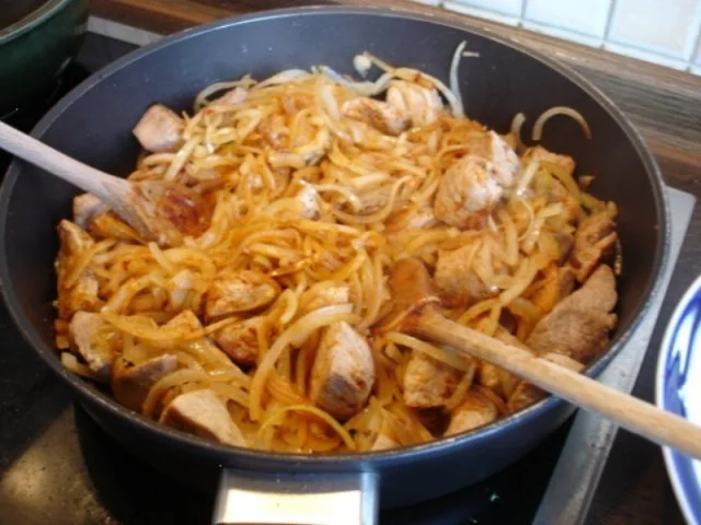 Rezept: Szegediner Gulasch Bild Nr. 6 Szegediner Gulasch - Rezept - Bild Nr. 6