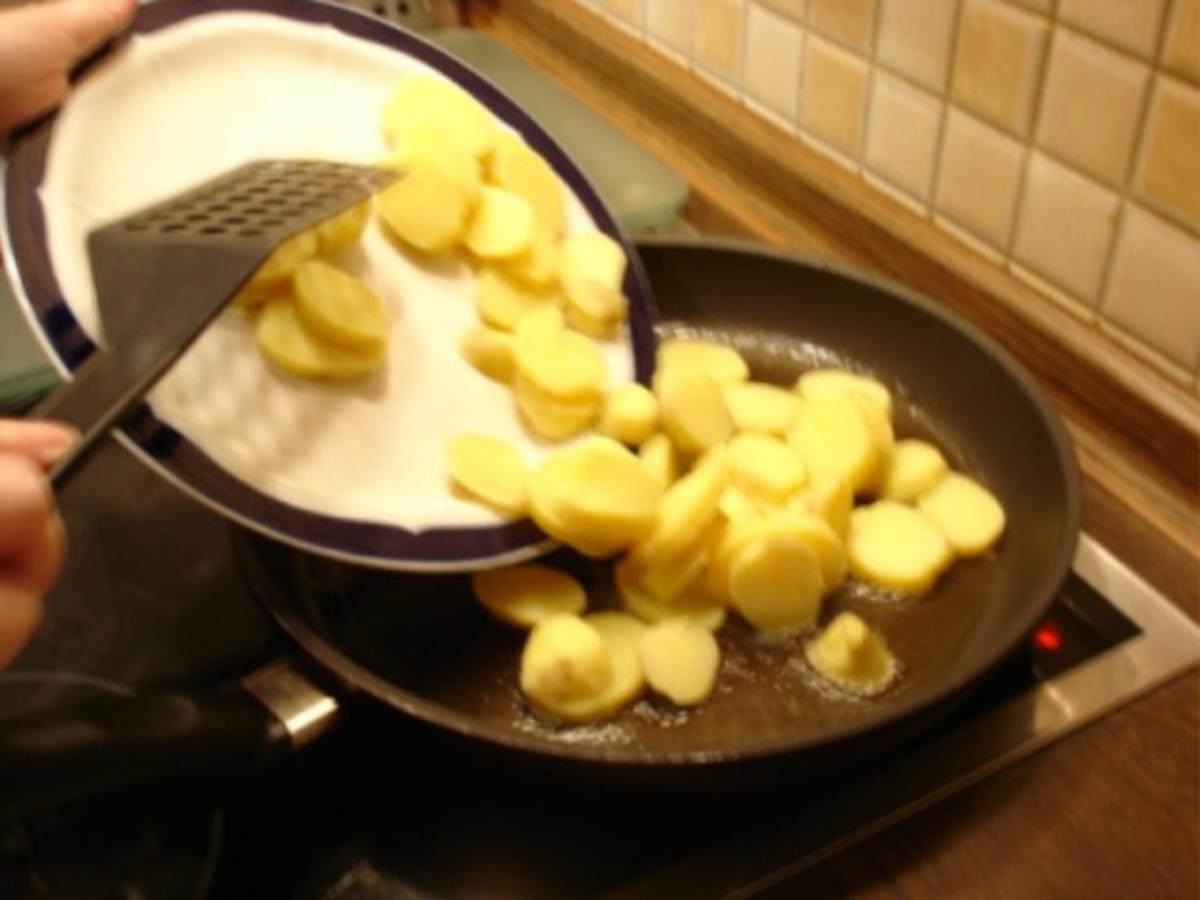 Bratkartoffeln mit Bratheringfilets - Rezept - Bild Nr. 7