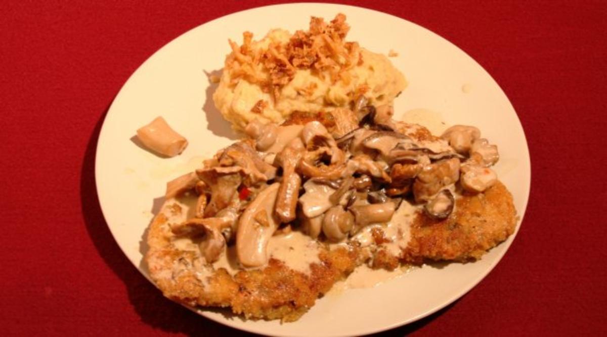 Bilder für Jägerschnitzel mit Kartoffelpüree und Nüssen - Rezept