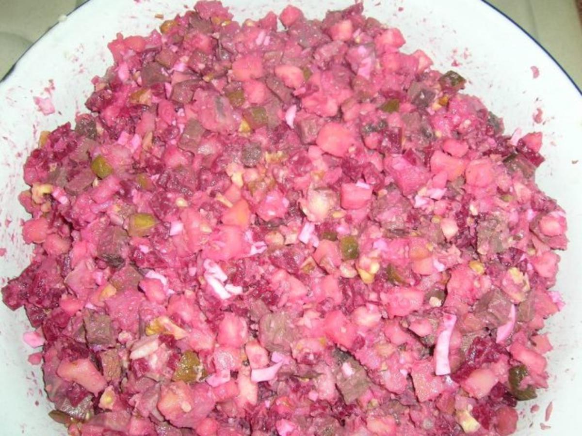 Weihnachtlicher Heringsalat nach alter Familientradition - einfach ...