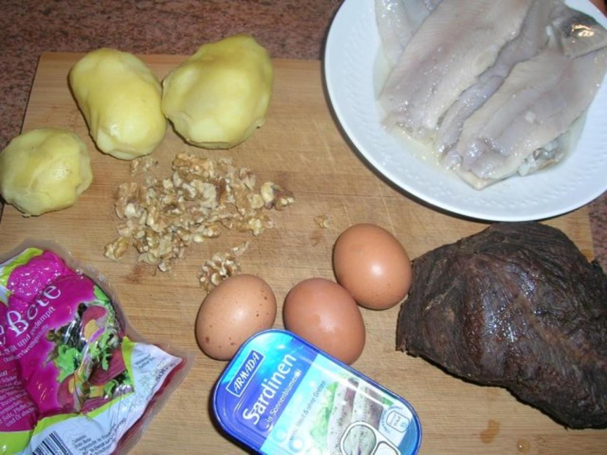 Weihnachtlicher Heringsalat nach alter Familientradition - einfach ...