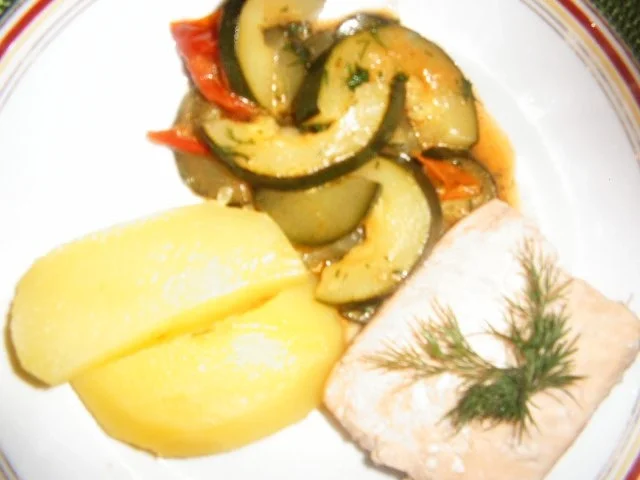 Lachs mit Gurken -Zuccinigemüse - Rezept - Bild Nr. 10