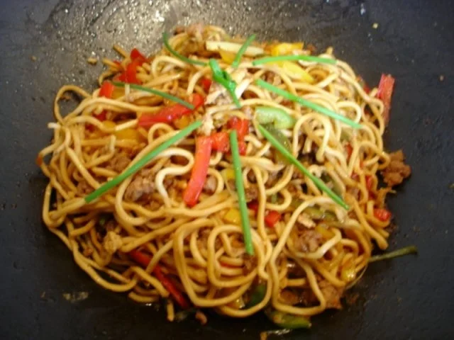 Rezept: Chinesische Bratnudeln Chinesische Bratnudeln - Rezept