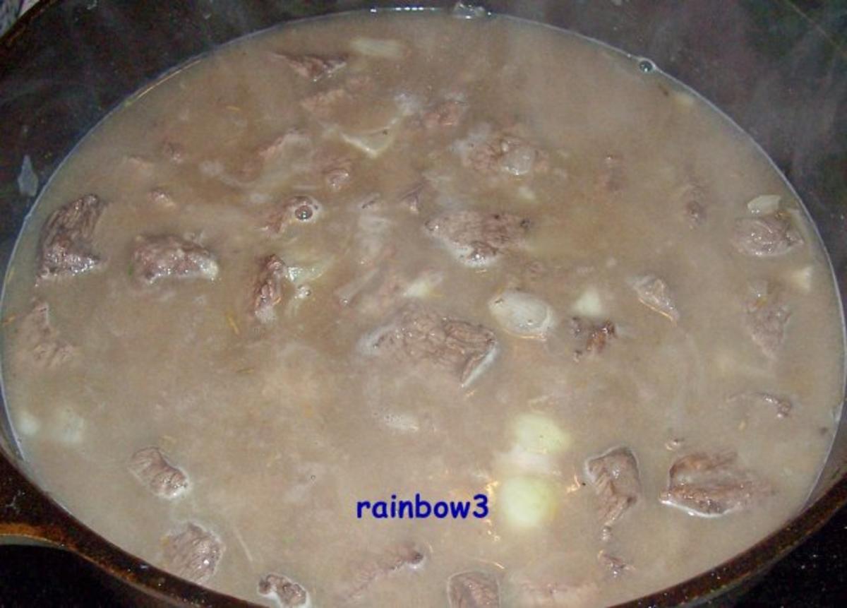 Kochen: In Rotweinsauce geschmortes Gulasch - Rezept - Bild Nr. 6