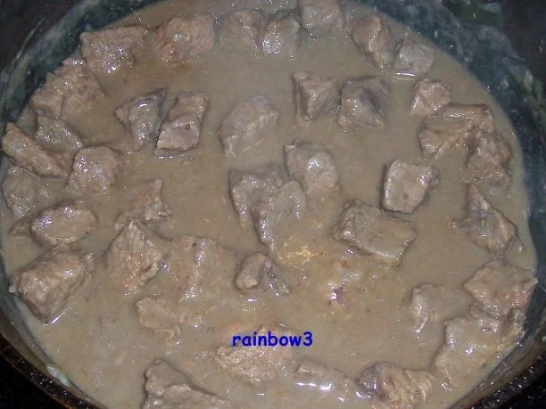 Rezept: Kochen: In Rotweinsauce geschmortes Gulasch Bild Nr. 7 Kochen: In Rotweinsauce geschmortes Gulasch - Rezept - Bild Nr. 7