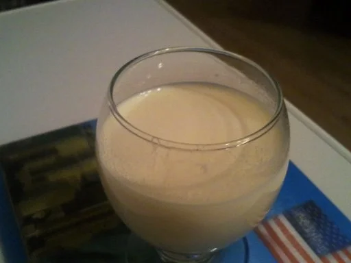 Rezept: Cocktail: Saure Milch Bild Nr. 3 Cocktail: Saure Milch - Rezept - Bild Nr. 3