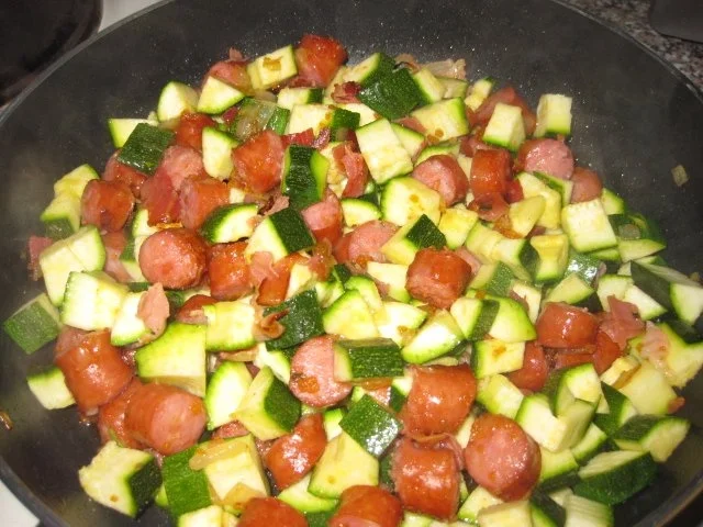 ★ Kartoffel - Zucchini - Gulasch mit Mettwürstchen ★ - Rezept - Bild Nr. 3