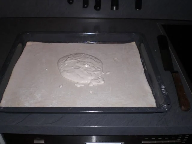 Rezept: Flammkuchen mit Räucherlachs Bild Nr. 4 Flammkuchen mit Räucherlachs - Rezept - Bild Nr. 4