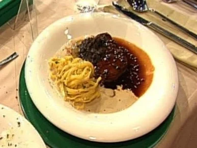 Medaillons vom Bison mit Trüffelpasta à la Kleeberg - Rezept