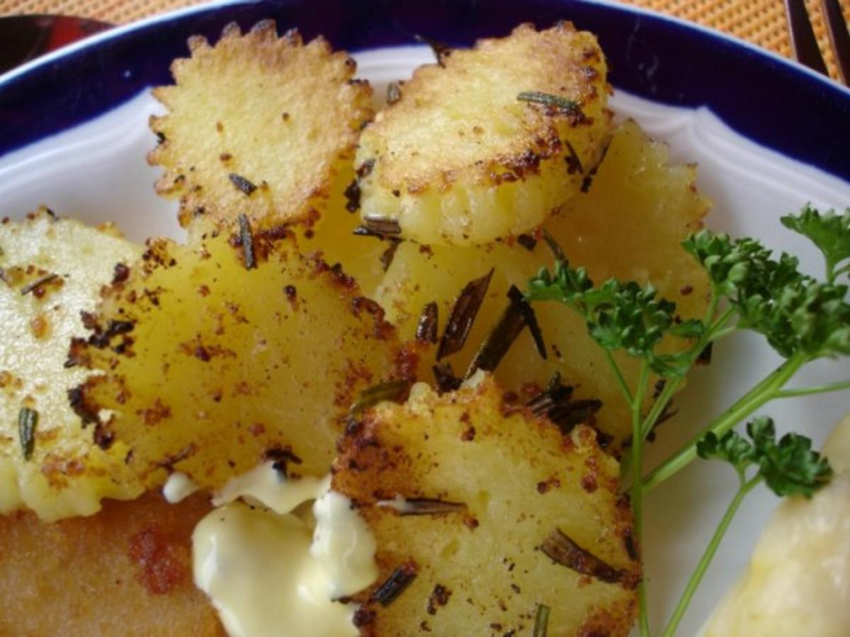 Bratkartoffeln mit Kartoffelblüten - Rezept