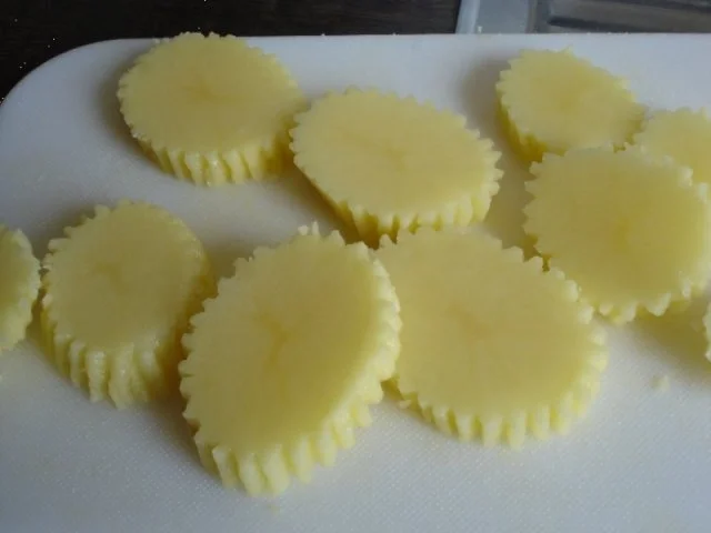 Rezept: Bratkartoffeln mit Kartoffelblüten Bild Nr. 6 Bratkartoffeln mit Kartoffelblüten - Rezept - Bild Nr. 6