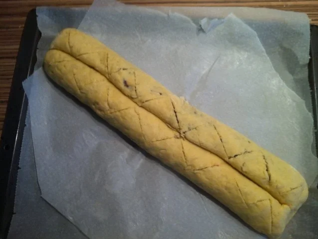 Rezept: "KUCHEN" Rot-Grüner Weihnachtsstollen Bild Nr. 4 "KUCHEN" Rot-Grüner Weihnachtsstollen - Rezept - Bild Nr. 4