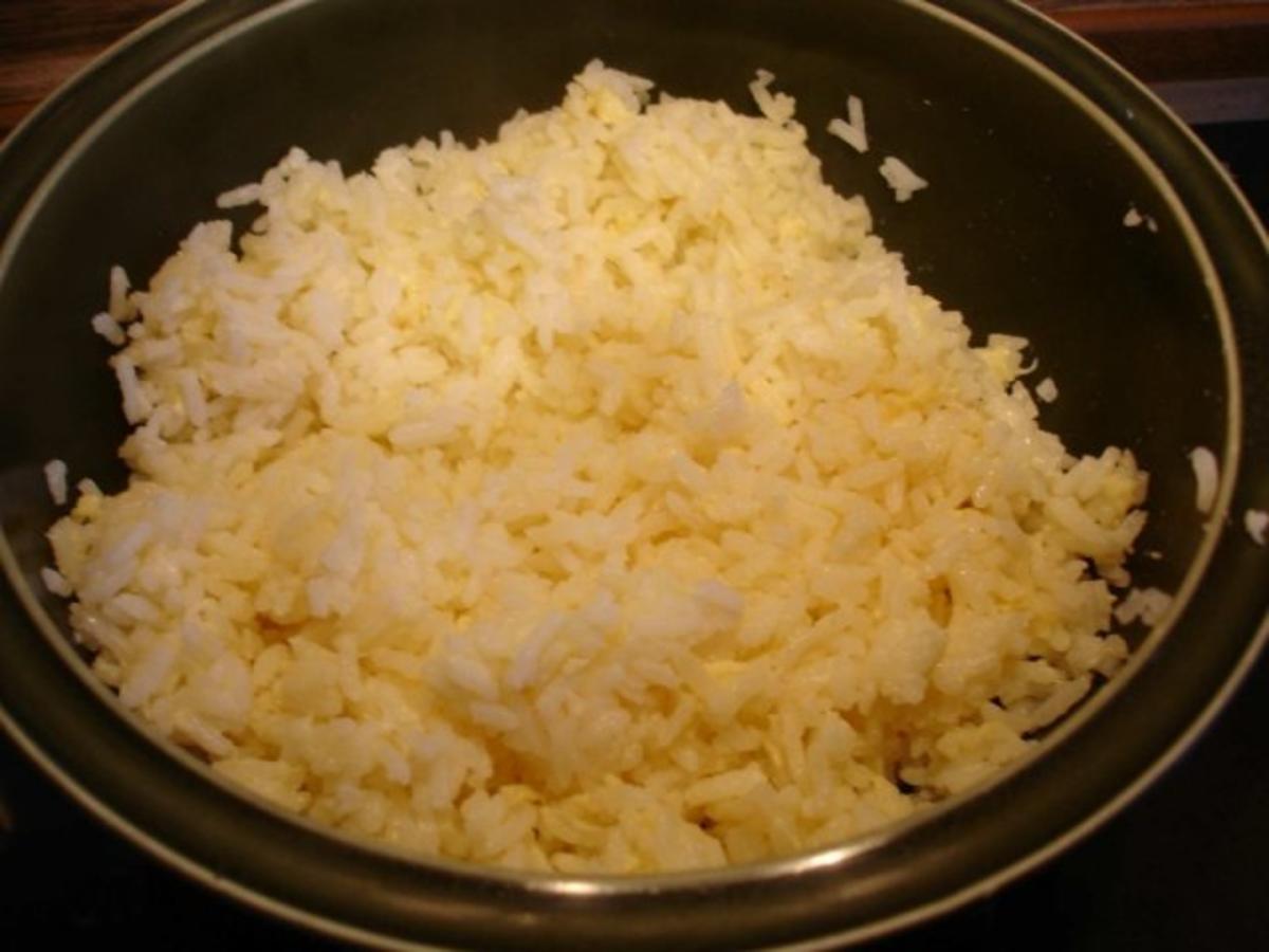 Bilder für Eierreis Gebratener Reis mit Ei / Dieses Gericht ist ideal, um Reisreste vom Vortag zu verwerten ! - Rezept