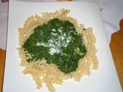 Spirelli  mit  Rahmspinat - Rezept