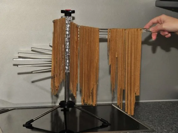 Adventskalender 11. Tag: Rinderhuftstreifen mit Steinpilznudeln und feinem Sößle - Rezept - Bild Nr. 9