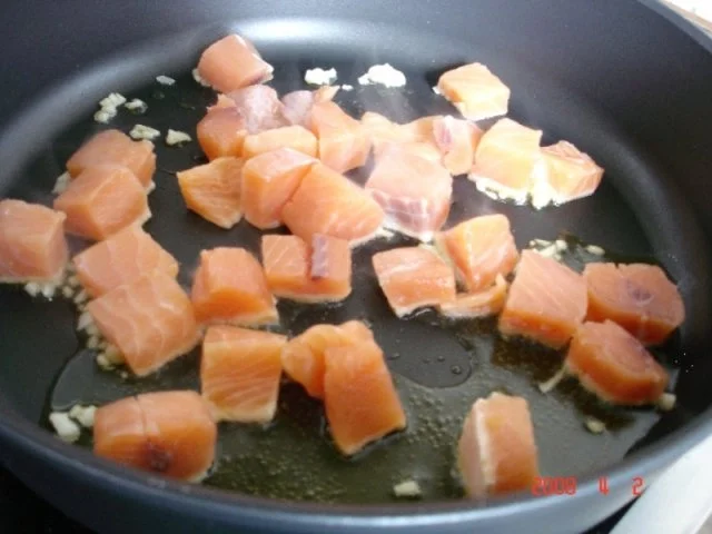 Rezept: Lachsfilet mit Frühlingszwiebeln Bild Nr. 7 Lachsfilet mit Frühlingszwiebeln - Rezept - Bild Nr. 7