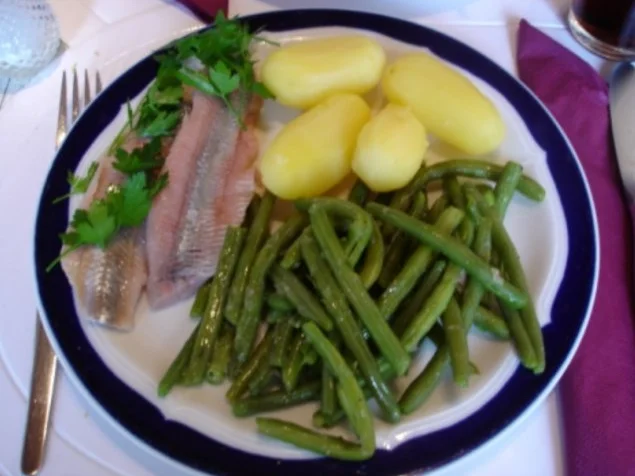 Matjesfilet mit grünen Bohnen und Salzkartoffeln *) - Rezept - Bild Nr. 14