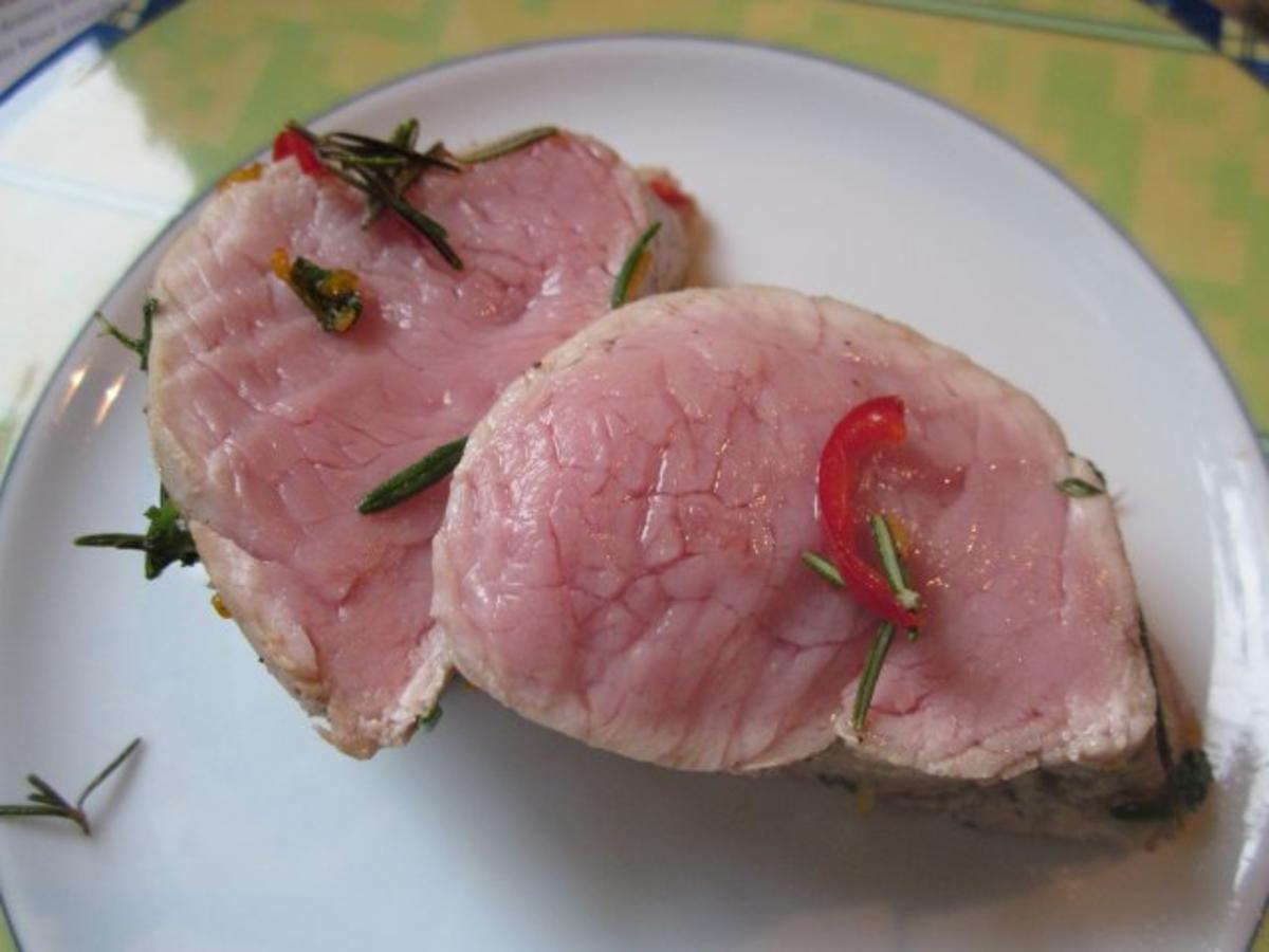 Schweinefilet mit Orangen-Chili Mantel - Rezept - kochbar.de