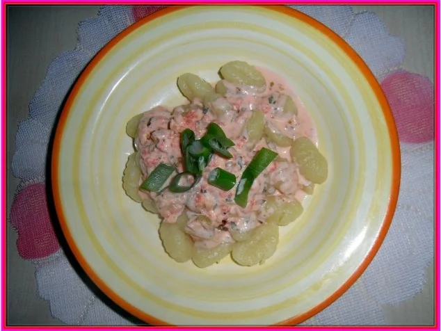 Gnocchi con salmone e panna; affilato - Rezept - Bild Nr. 3