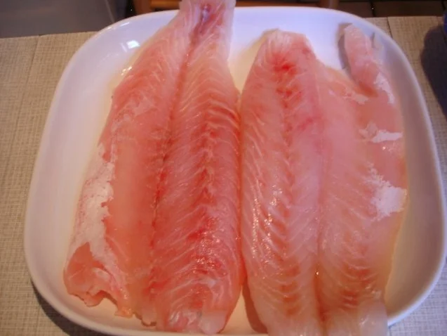 Rezept: Victoriasee-Barsch mit Broccoli und Kartoffeln Bild Nr. 3 Victoriasee-Barsch mit Broccoli und Kartoffeln - Rezept - Bild Nr. 3