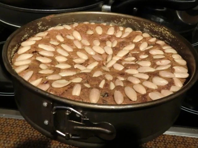 Rezept: Orangen-Mandel-Früchtekuchen Bild Nr. 6 Orangen-Mandel-Früchtekuchen - Rezept - Bild Nr. 6