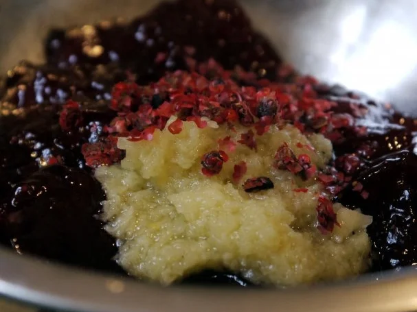 Rezept: Zitronencreme mit würziger Erdbeermarmelade Bild Nr. 8 Zitronencreme mit würziger Erdbeermarmelade - Rezept - Bild Nr. 8